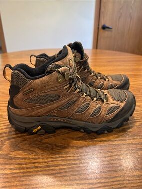 Men's Moab 3 Mid Waterproof Hiking Trail Boot J035839